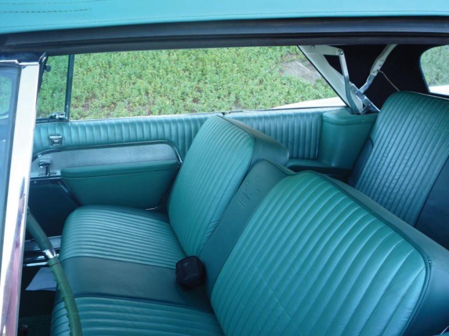  Chrysler Imperial Crown Convertible 1957 года  (фото 5 из 19)